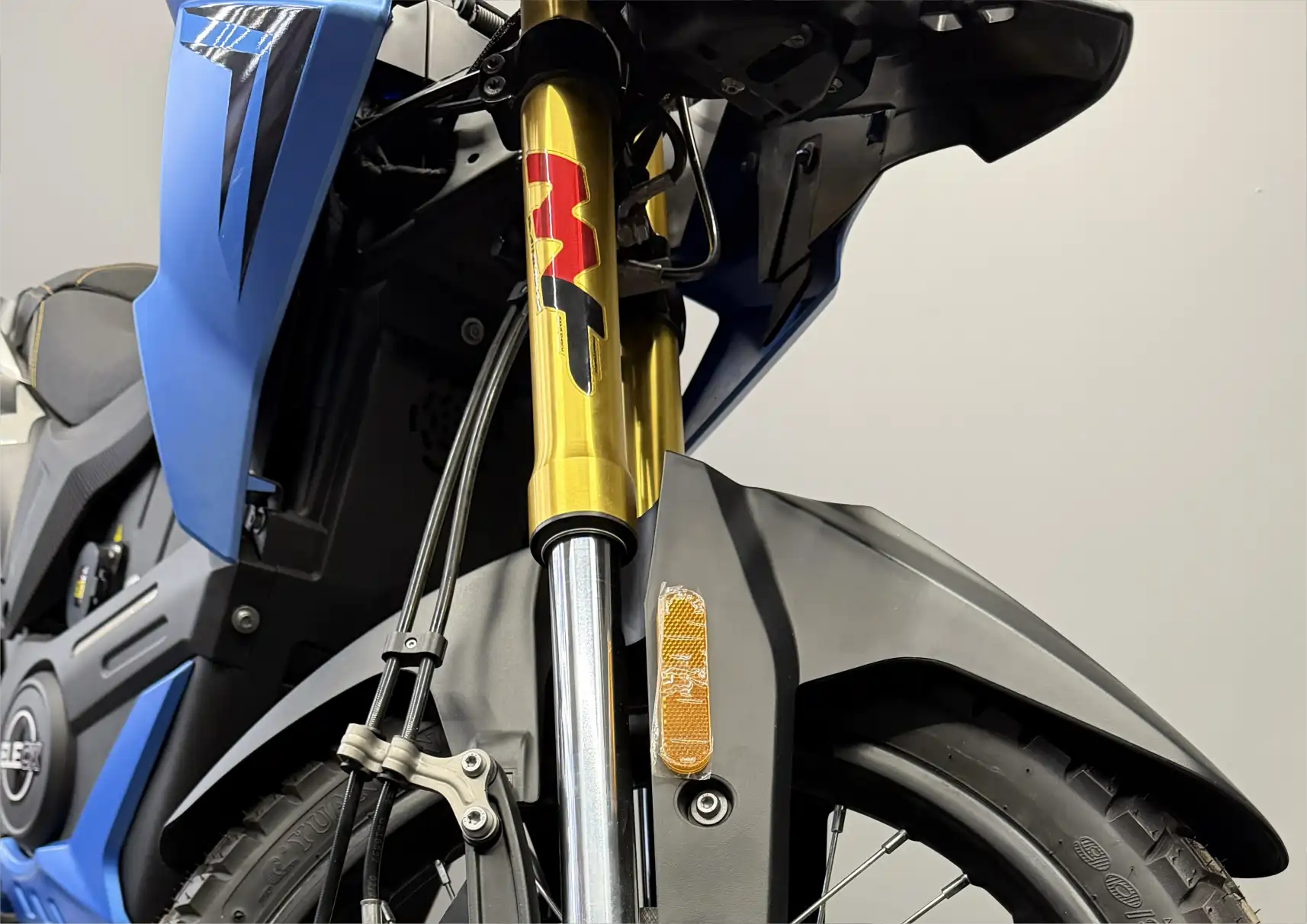ELECX W TRAIL 12000 SUSPENSÃO DIANTEIRA INVERTIDA