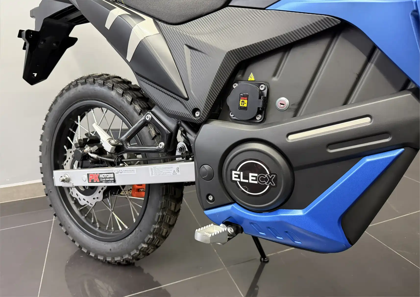 ELECX W TRAIL 12000 TOMADA DE CARREGAMENTO RÁPIDO
